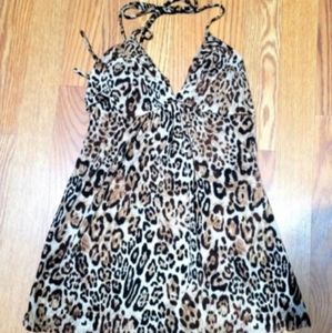 FOREVER 21 Leopard Ptint Halter Top